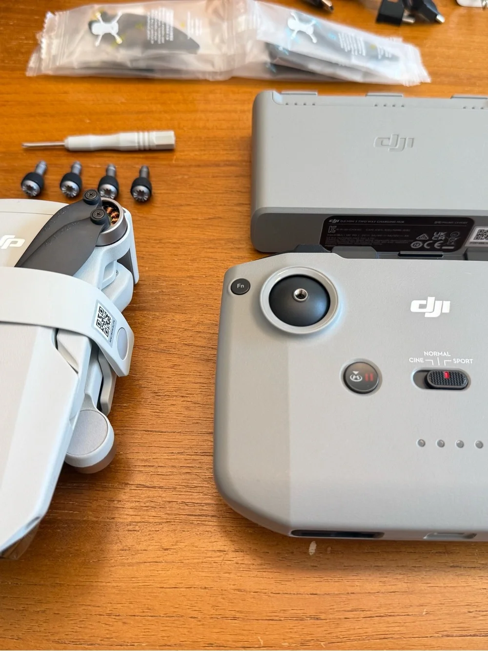 [Open Box] DJI Mini 2 Fly More Combo 4K Camera Drone & Accessories